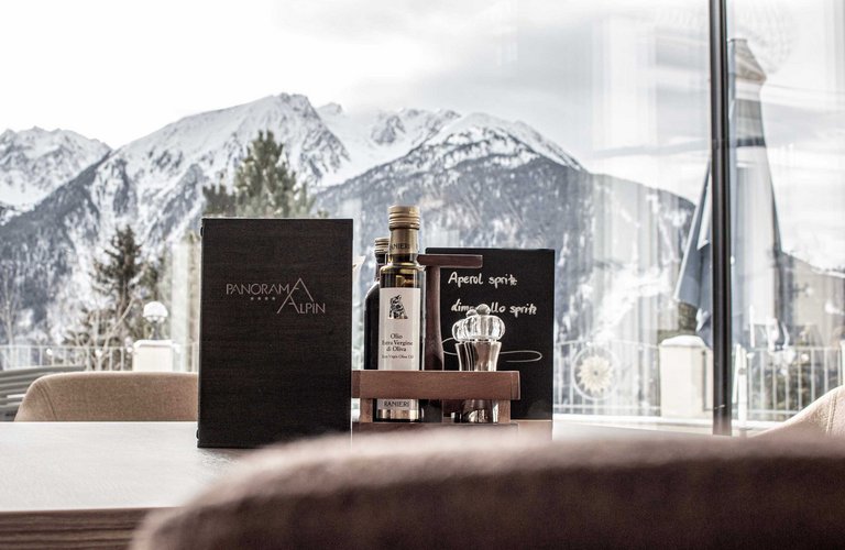 Restaurant with mountain view
