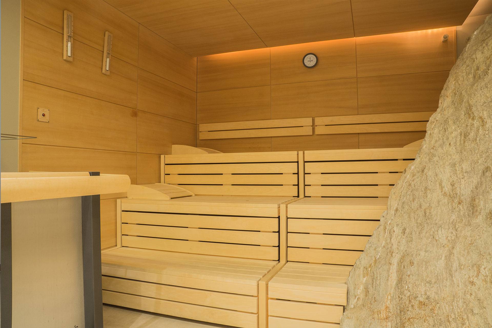 Sauna im Wellnessbereich